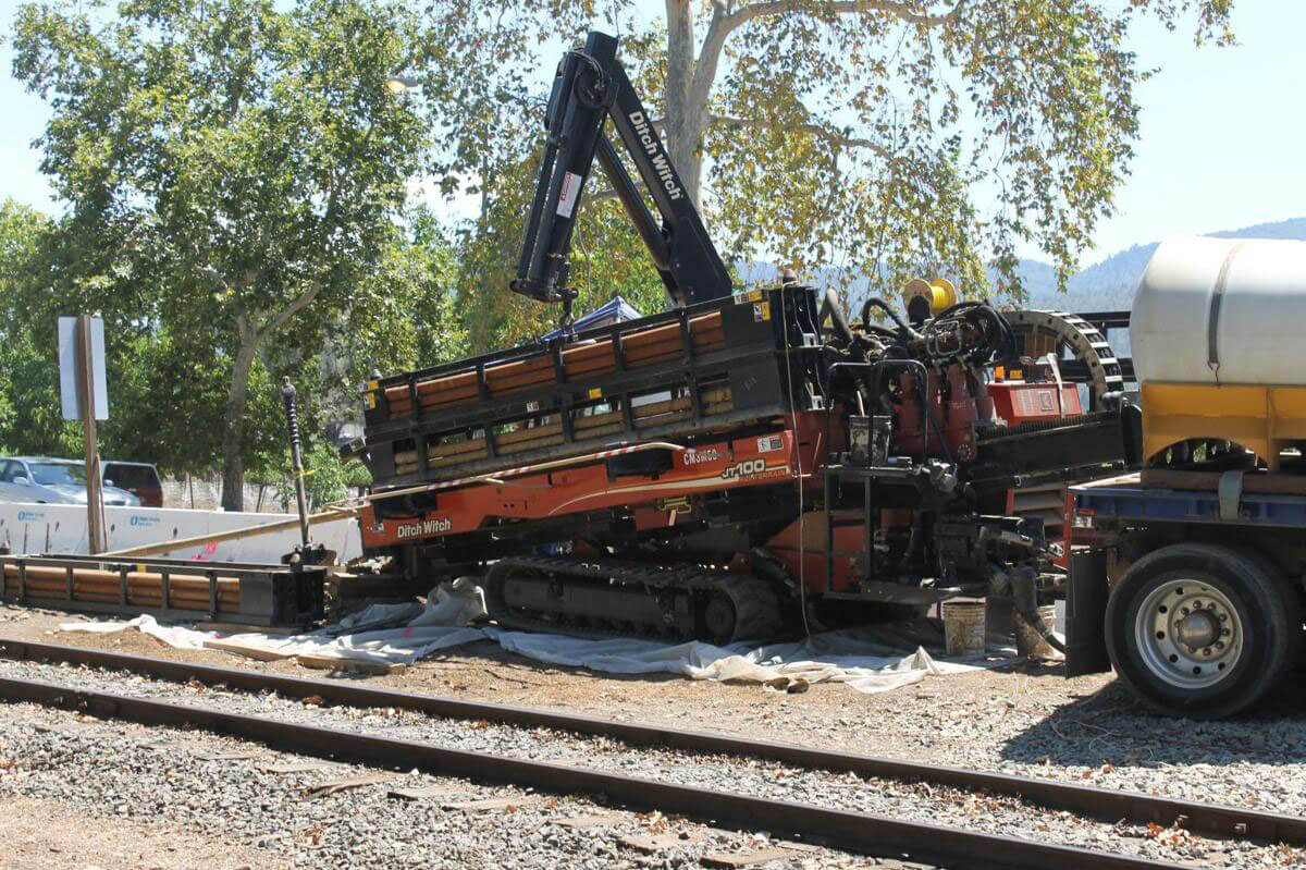 Прокол под ЖД путями методом ГНБ Прокол под ЖД путями методом ГНБ